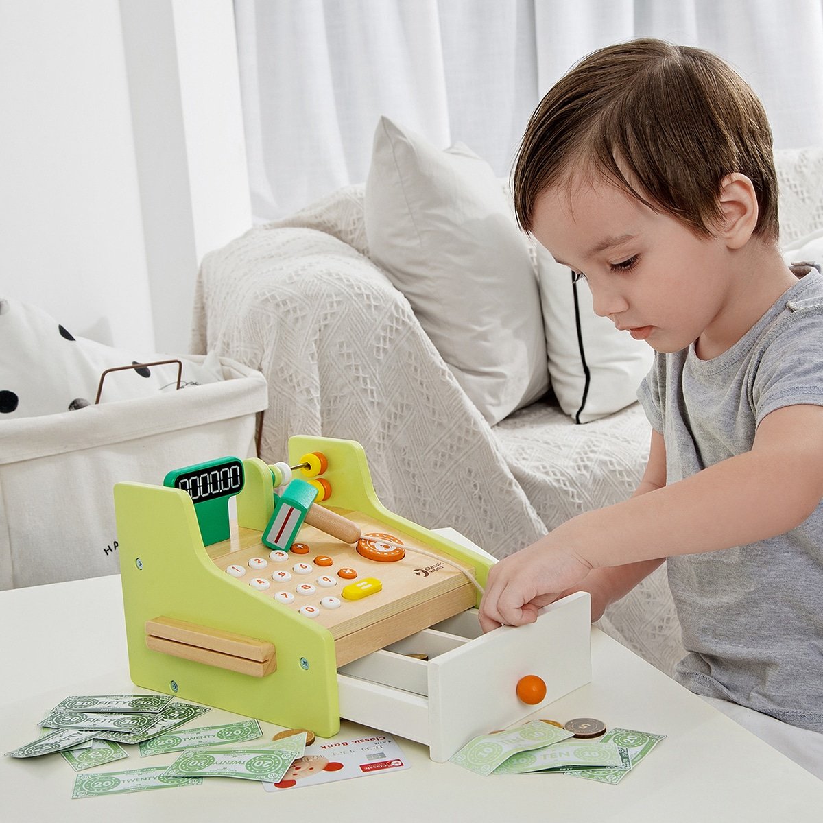 New Classic Toys 10651 - Caja registradora con dinero de juego, escáner y tarjeta bancaria, accesorios para tienda de compra (madera), color blanco New Classic Toys 10651 - Caja registradora con dinero de juego, escáner y tarjeta bancaria, accesorios para tienda de compra (madera), color blanco