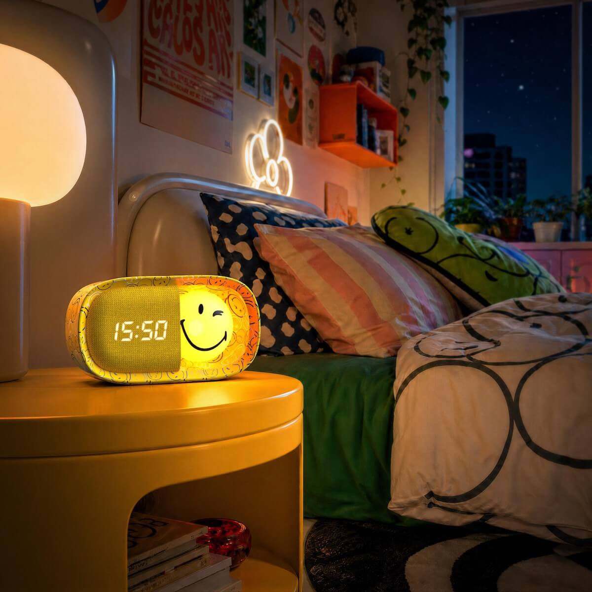 Despertador y Luz Nocturna SMILEY CLOCK - Amarillo