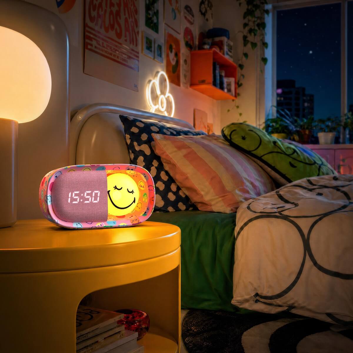 Despertador y Luz Nocturna SMILEY CLOCK - Rosa